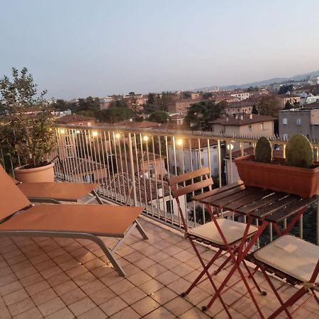 Bellavista Panoramic Terrace Appartamento Con Terrazza Zona Sant Orsola Bolonya Dış mekan fotoğraf